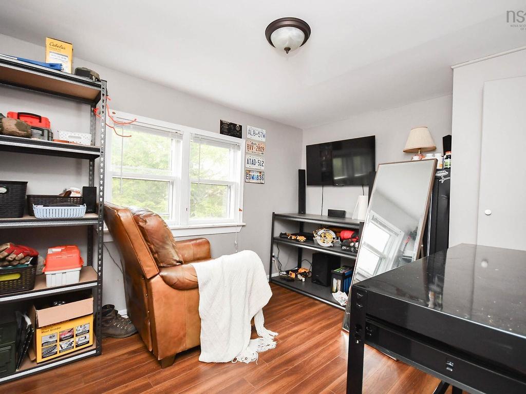 












1050 Waverley Road

,
Waverley,




NS
B2R 1W2

