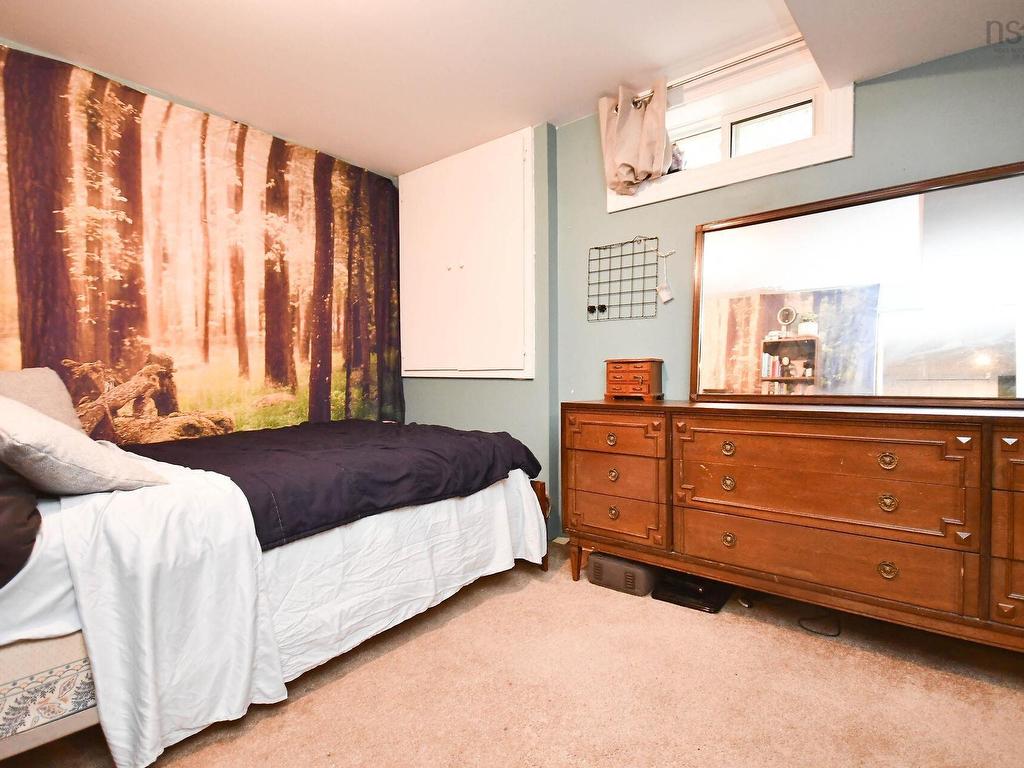 












1050 Waverley Road

,
Waverley,




NS
B2R 1W2


