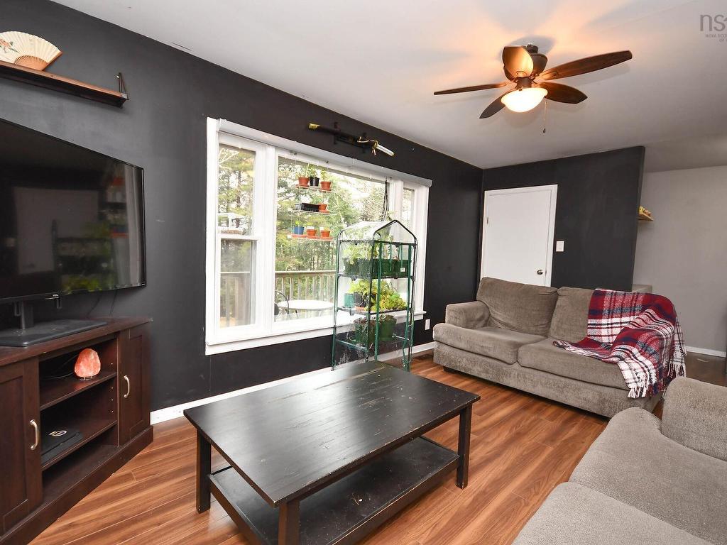 












1050 Waverley Road

,
Waverley,




NS
B2R 1W2

