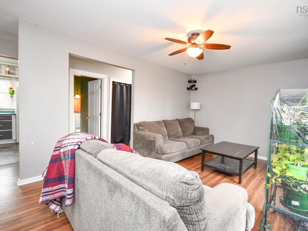 












1050 Waverley Road

,
Waverley,




NS
B2R 1W2


