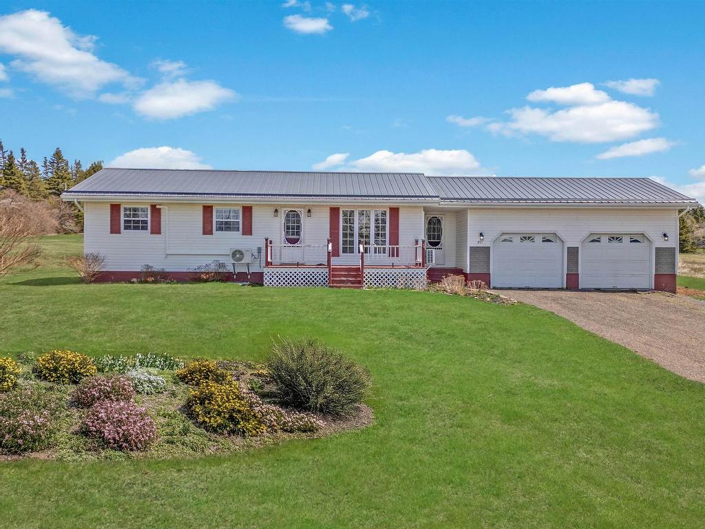 












217 Blackett Road

,
Little Pond,




PE
C0A 2B0

