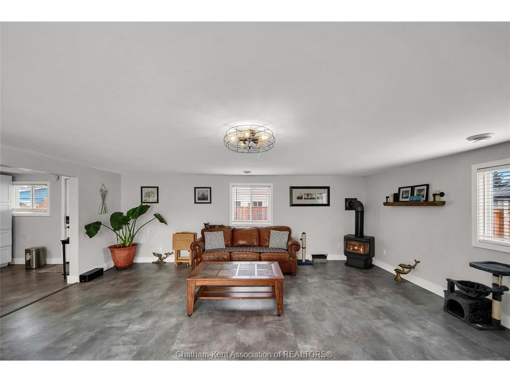 









430


Ross

Lane,
Erieau,




ON
N0P 1N0

