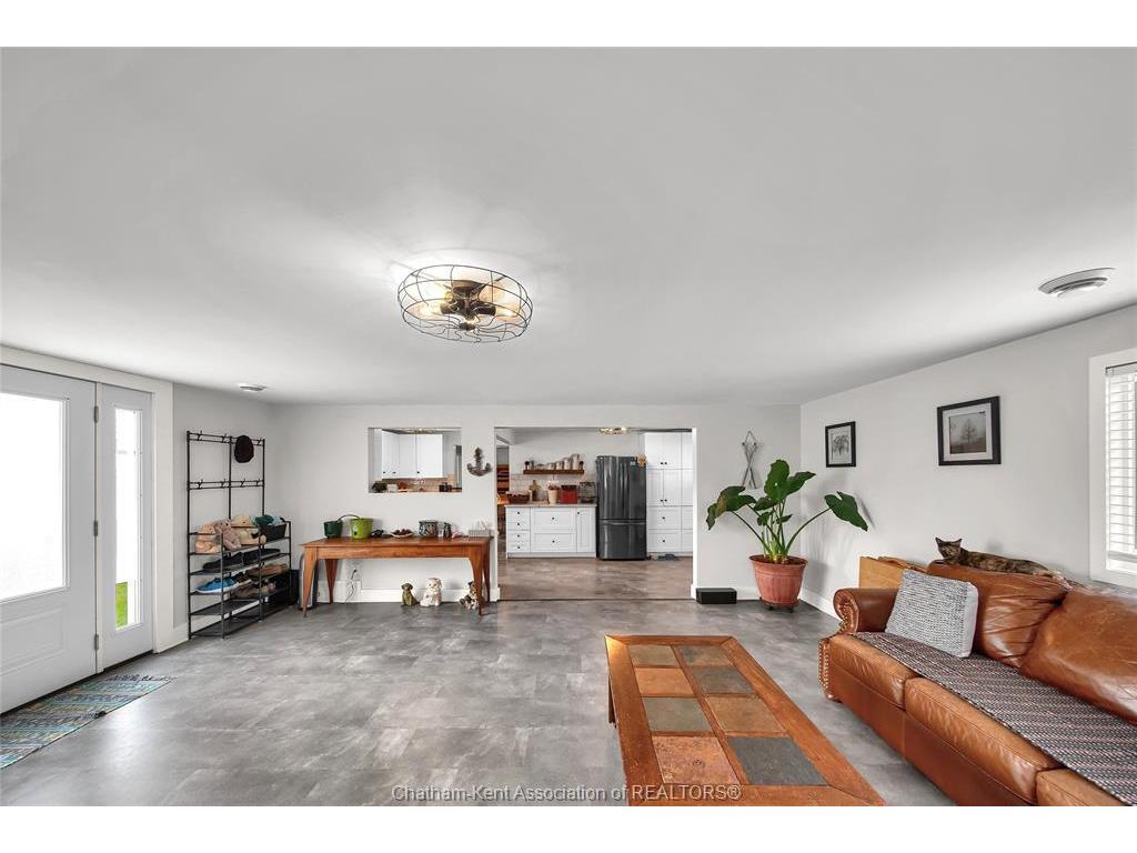 









430


Ross

Lane,
Erieau,




ON
N0P 1N0

