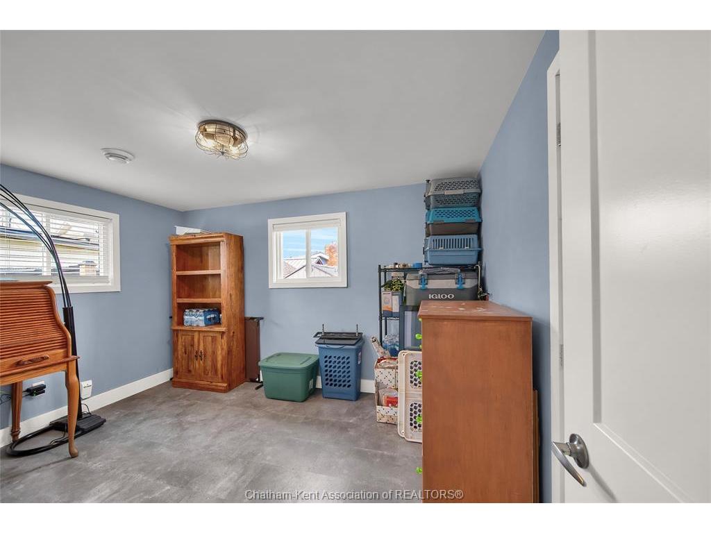 









430


Ross

Lane,
Erieau,




ON
N0P 1N0

