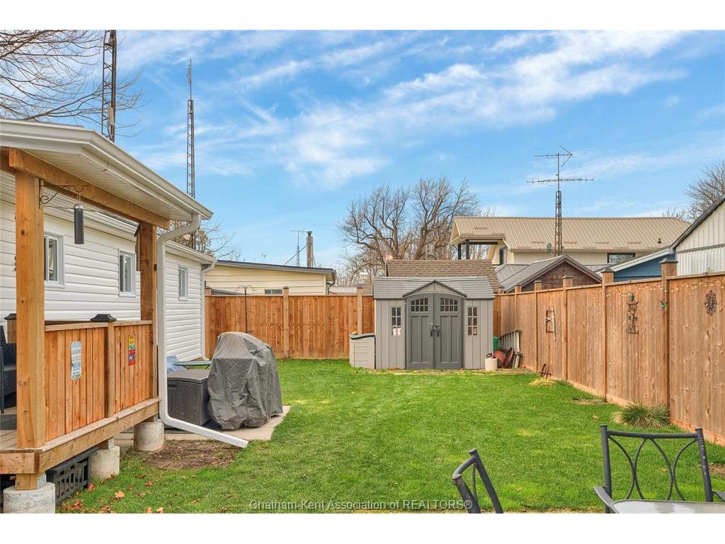 









430


Ross

Lane,
Erieau,




ON
N0P 1N0

