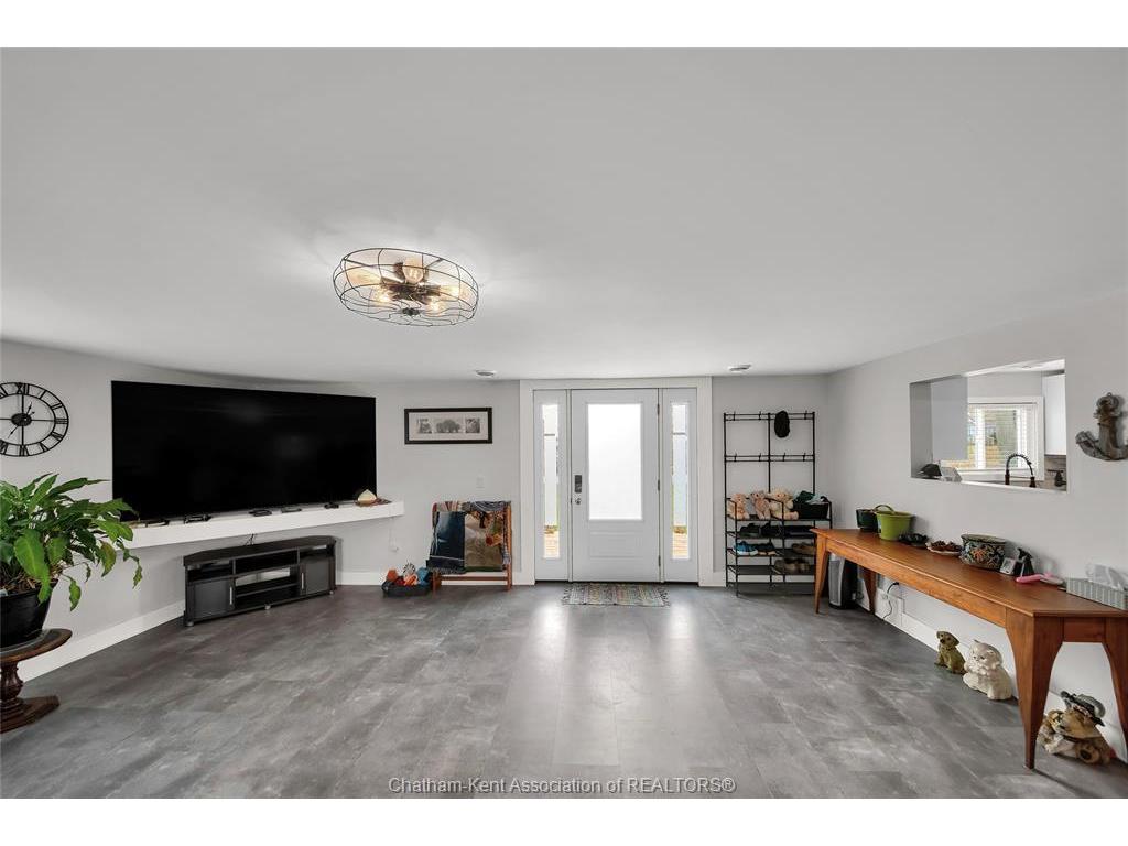 









430


Ross

Lane,
Erieau,




ON
N0P 1N0

