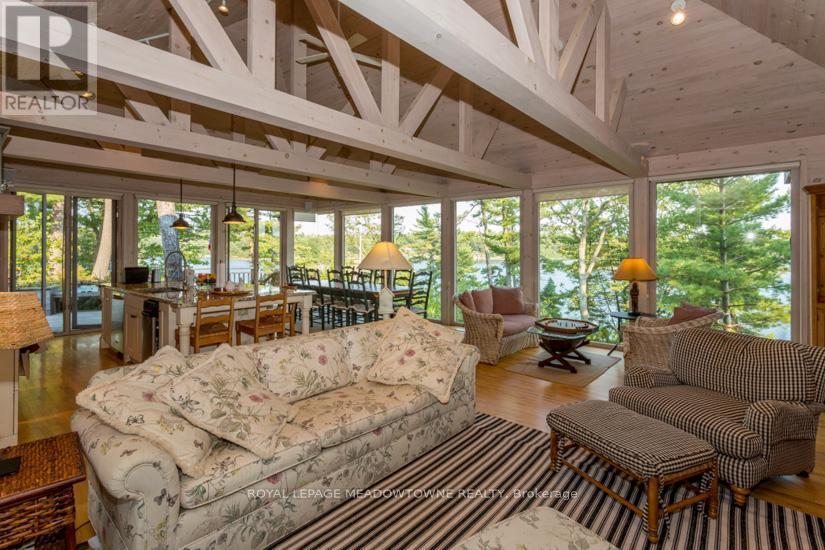 












1 B 642 WHITE PIGEON ISLAND

,
The Archipelago,




Ontario
P2A2W8

