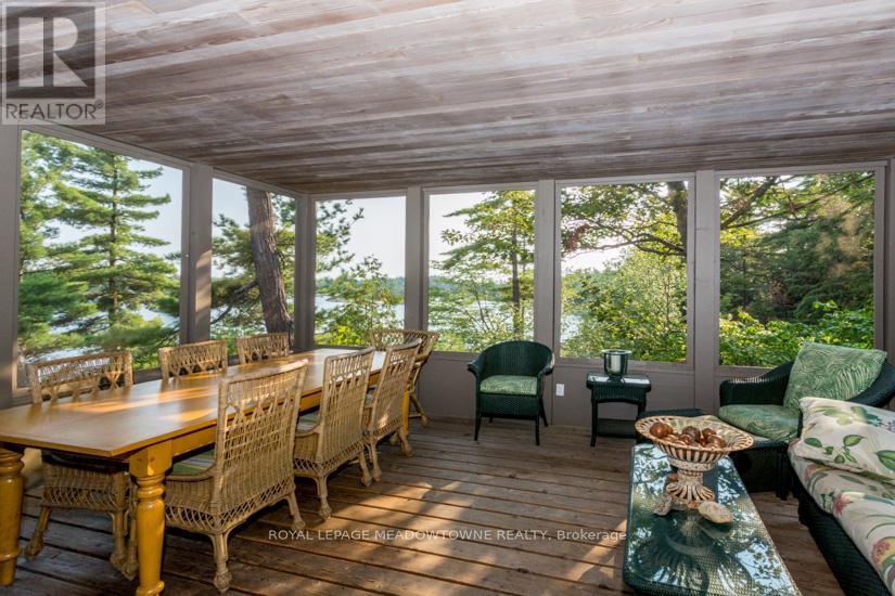 












1 B 642 WHITE PIGEON ISLAND

,
The Archipelago,




Ontario
P2A2W8

