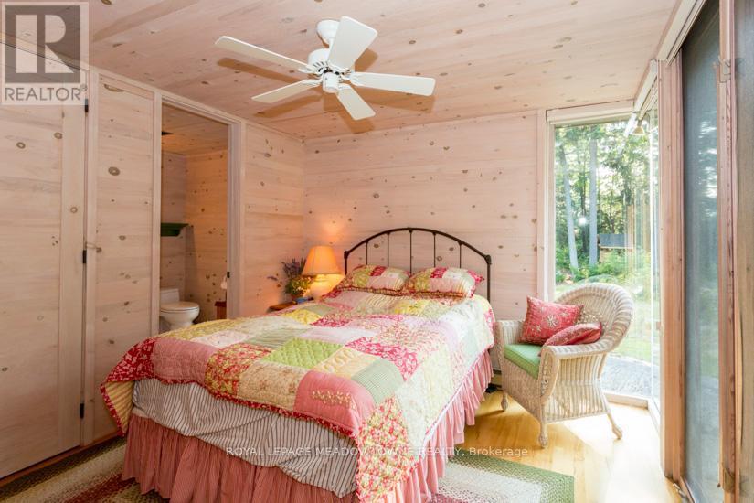 












1 B 642 WHITE PIGEON ISLAND

,
The Archipelago,




Ontario
P2A2W8

