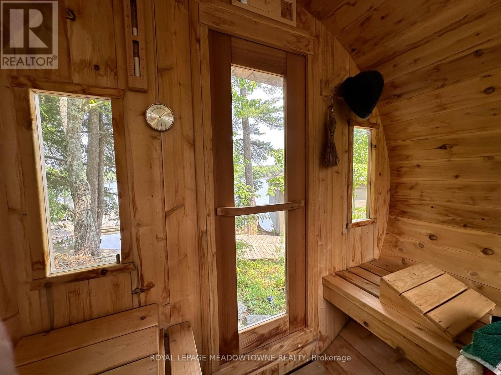 












1 B 642 WHITE PIGEON ISLAND

,
The Archipelago,




Ontario
P2A2W8

