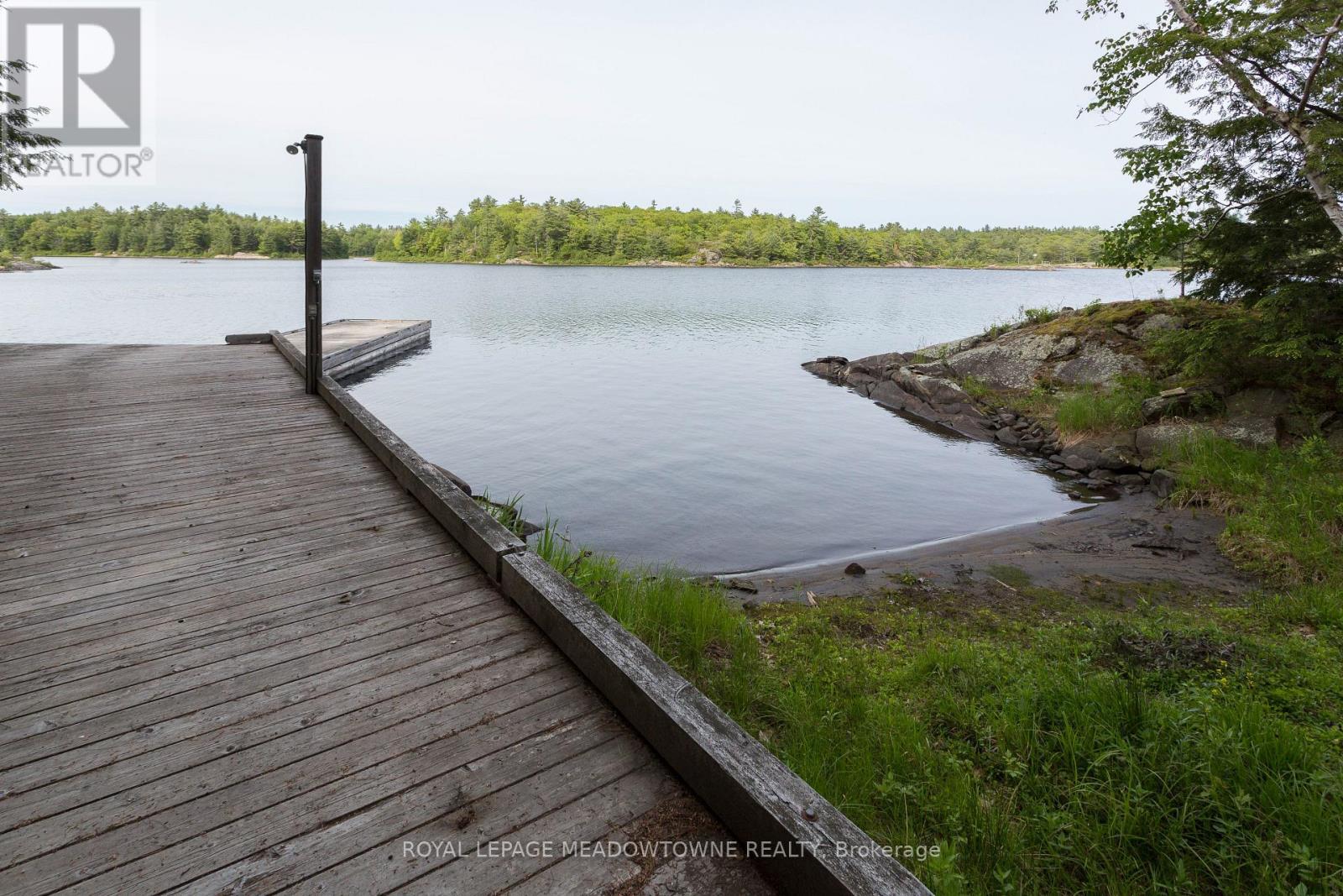 












1 B 642 WHITE PIGEON ISLAND

,
The Archipelago,




Ontario
P2A2W8

