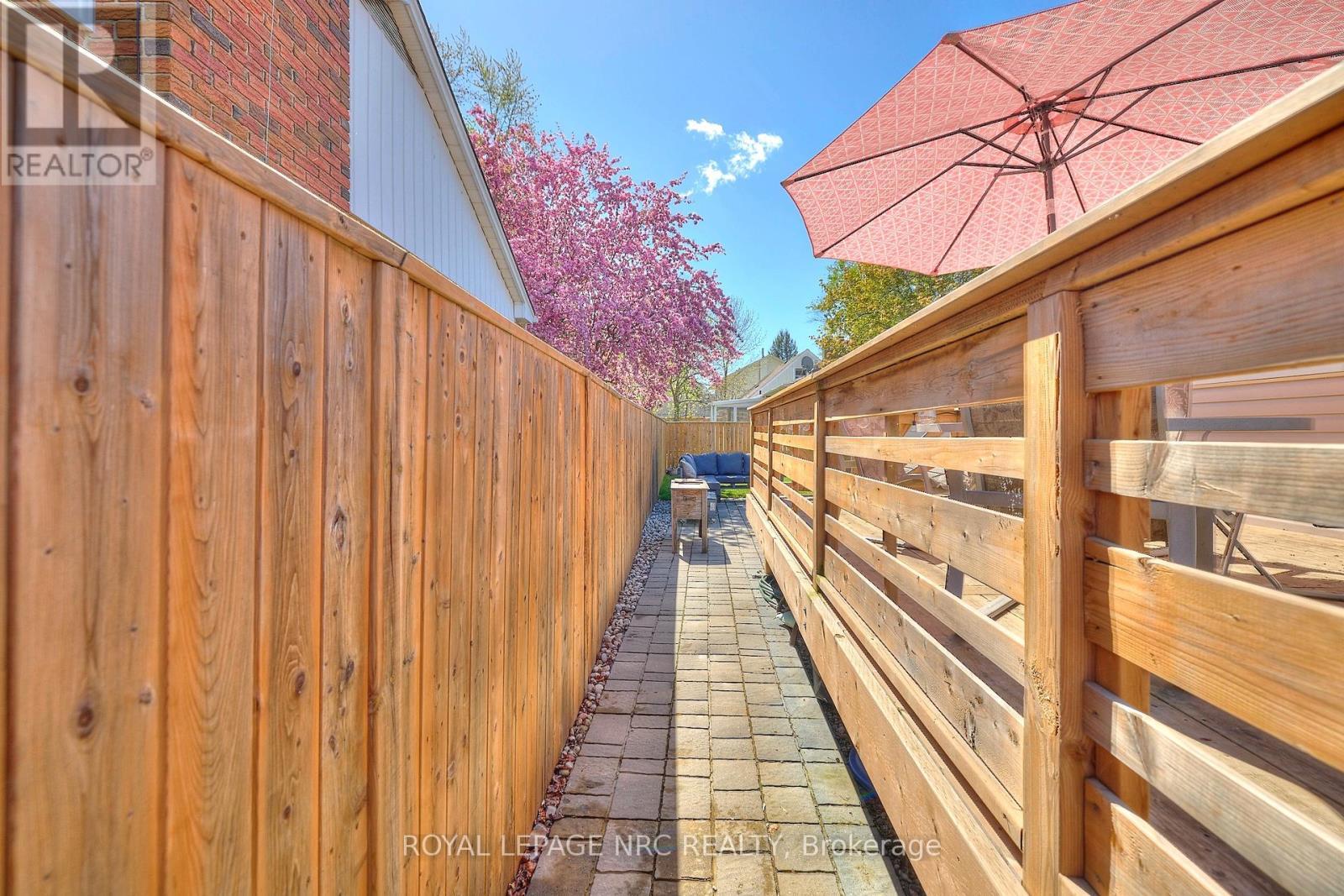 












12 CORBETT AVENUE

,
St. Catharines (Port Dalhousie),




Ontario
L2N5M5

