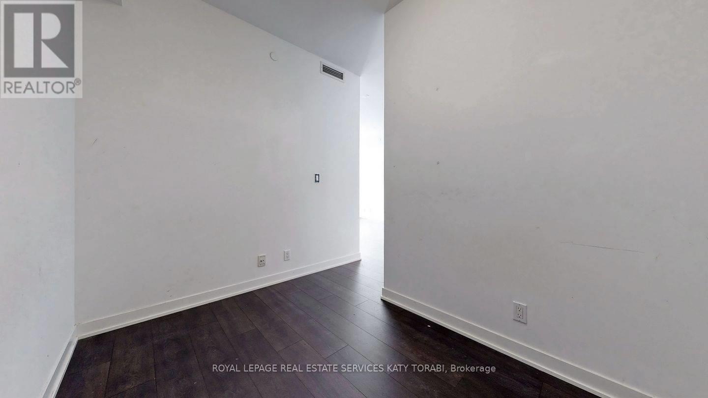 












907 - 28 AVONDALE AVENUE

,
Toronto,




Ontario
M2N0K2

