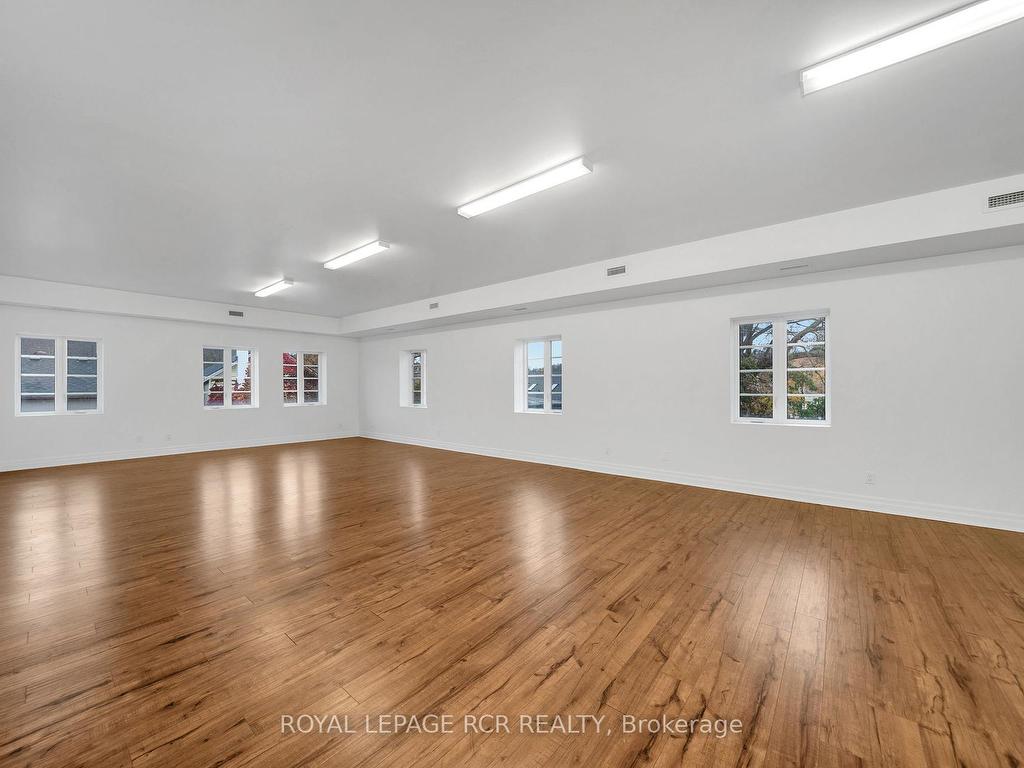 









27-31


King

Street East, 2nd Lvl,
Caledon,




ON
L7E 1C2

