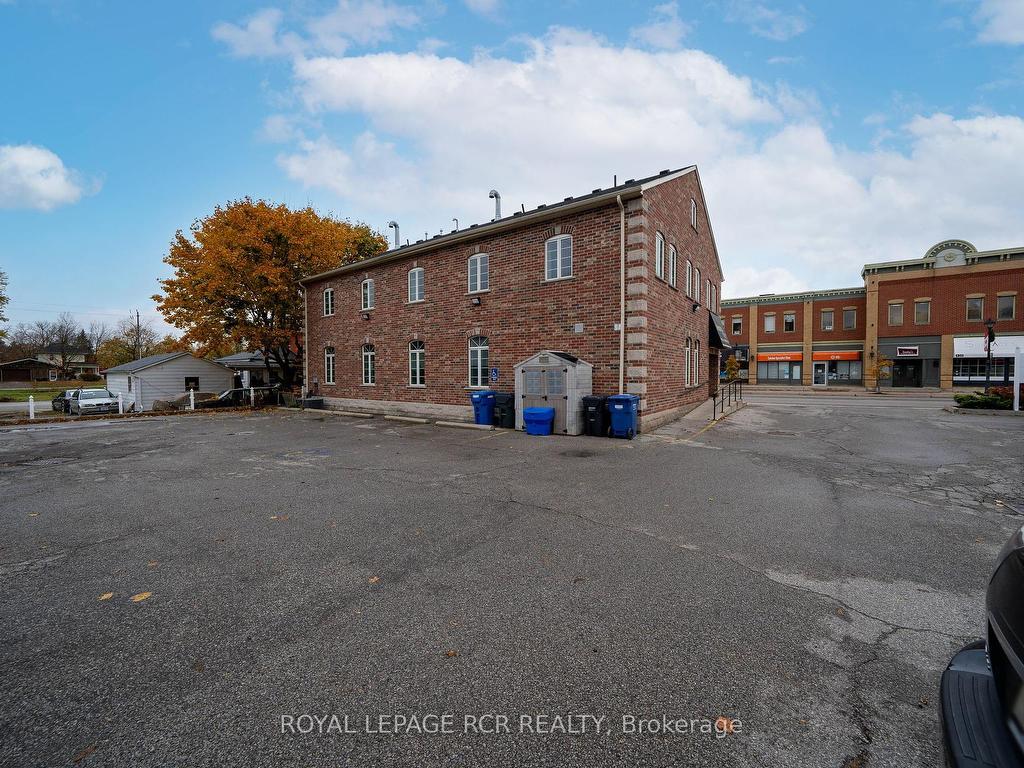 









27-31


King

Street East, 2nd Lvl,
Caledon,




ON
L7E 1C2

