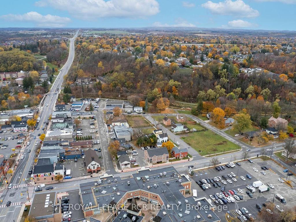 









27-31


King

Street East, 2nd Lvl,
Caledon,




ON
L7E 1C2

