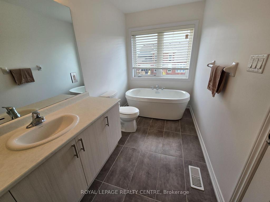 









69


Bianca

Crescent,
Wasaga Beach,




ON
L9Z 0H6

