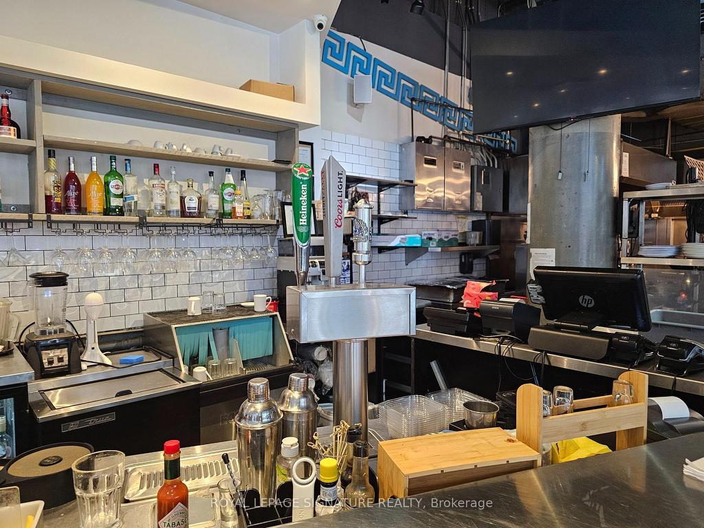 









333


Bremner

Boulevard,
Toronto,




ON
M5V 3V3

