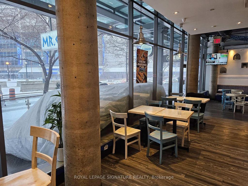 









333


Bremner

Boulevard,
Toronto,




ON
M5V 3V3

