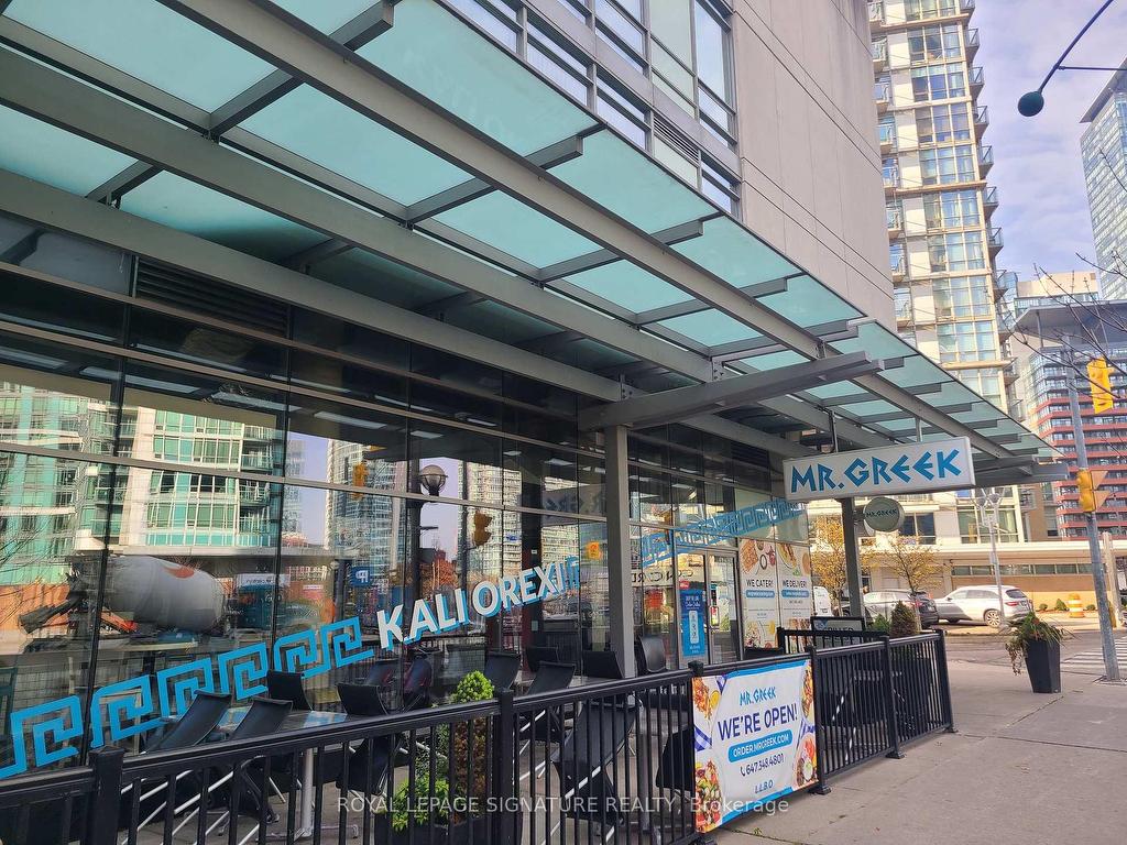 









333


Bremner

Boulevard,
Toronto,




ON
M5V 3V3

