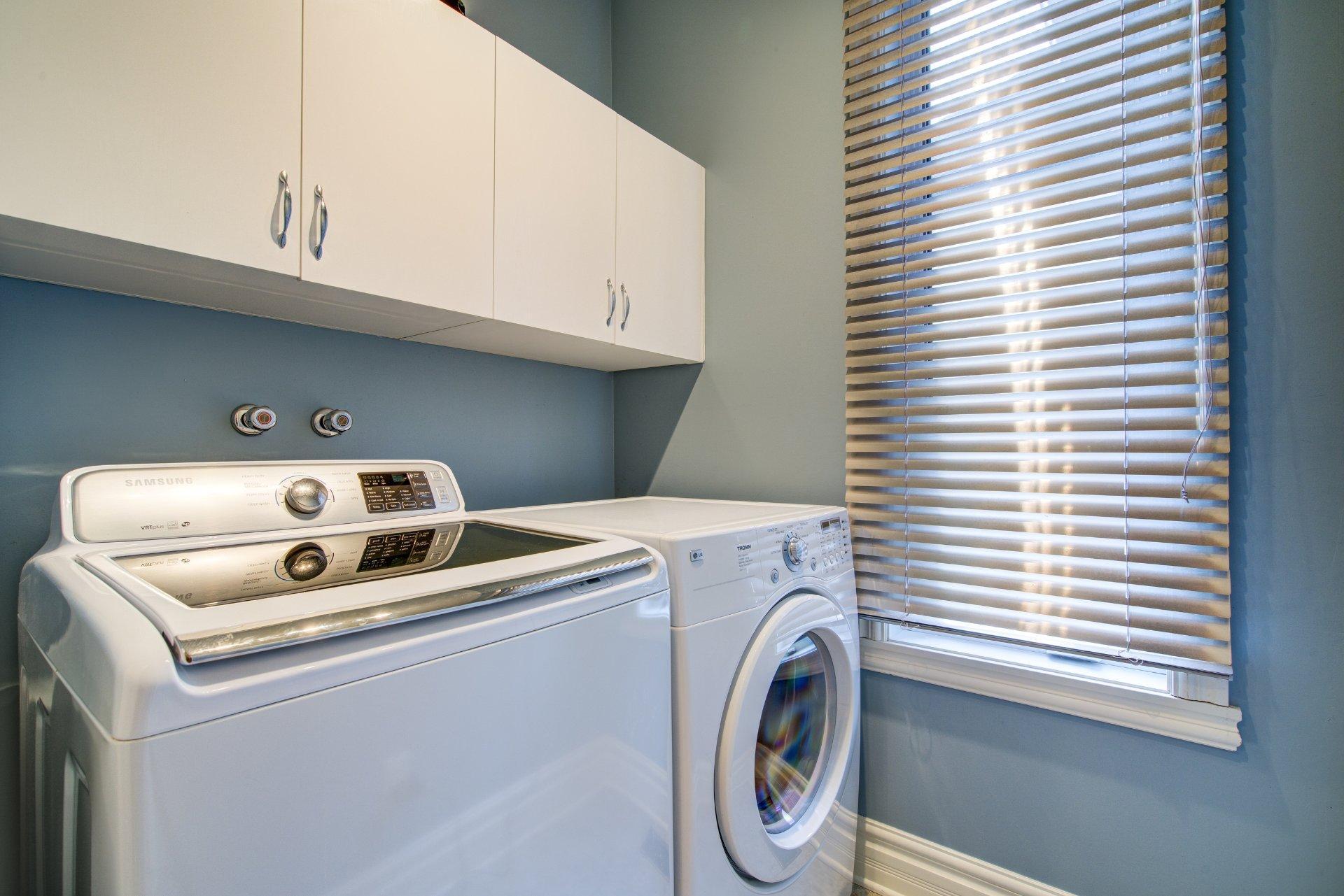 









7121


Rue des Pivoines

,
Longueuil (Saint-Hubert),




QC
J3Y9H5


