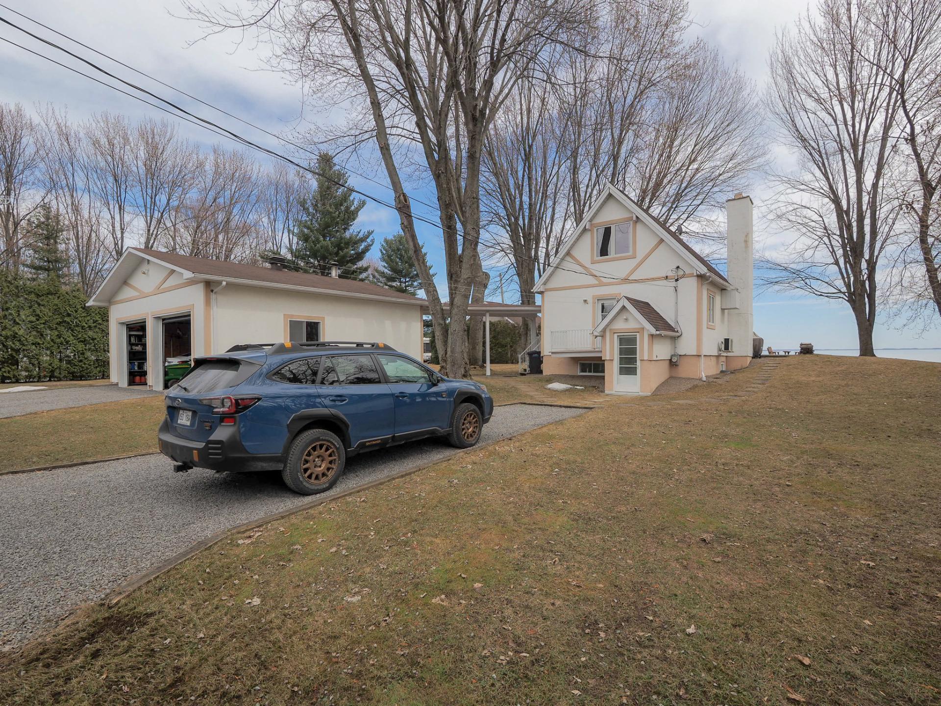 









1080


Ch. de la Tranchée-des-Sables

,
Yamachiche,




QC
G0X3L0

