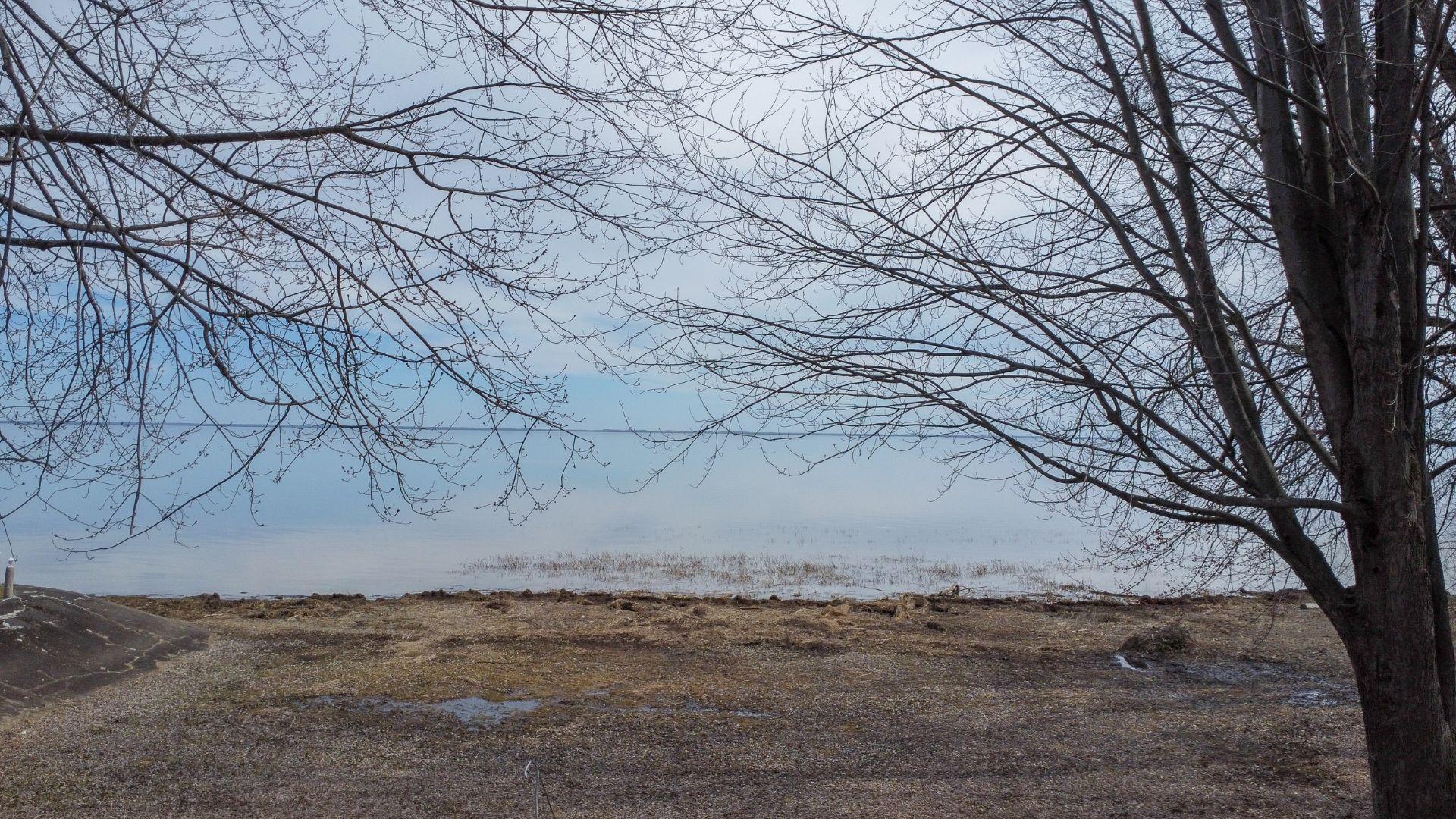 









1080


Ch. de la Tranchée-des-Sables

,
Yamachiche,




QC
G0X3L0

