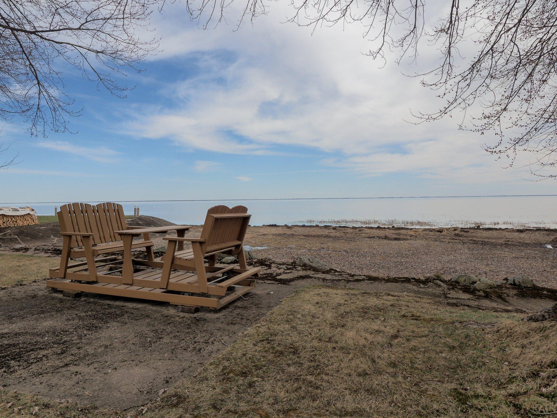









1080


Ch. de la Tranchée-des-Sables

,
Yamachiche,




QC
G0X3L0

