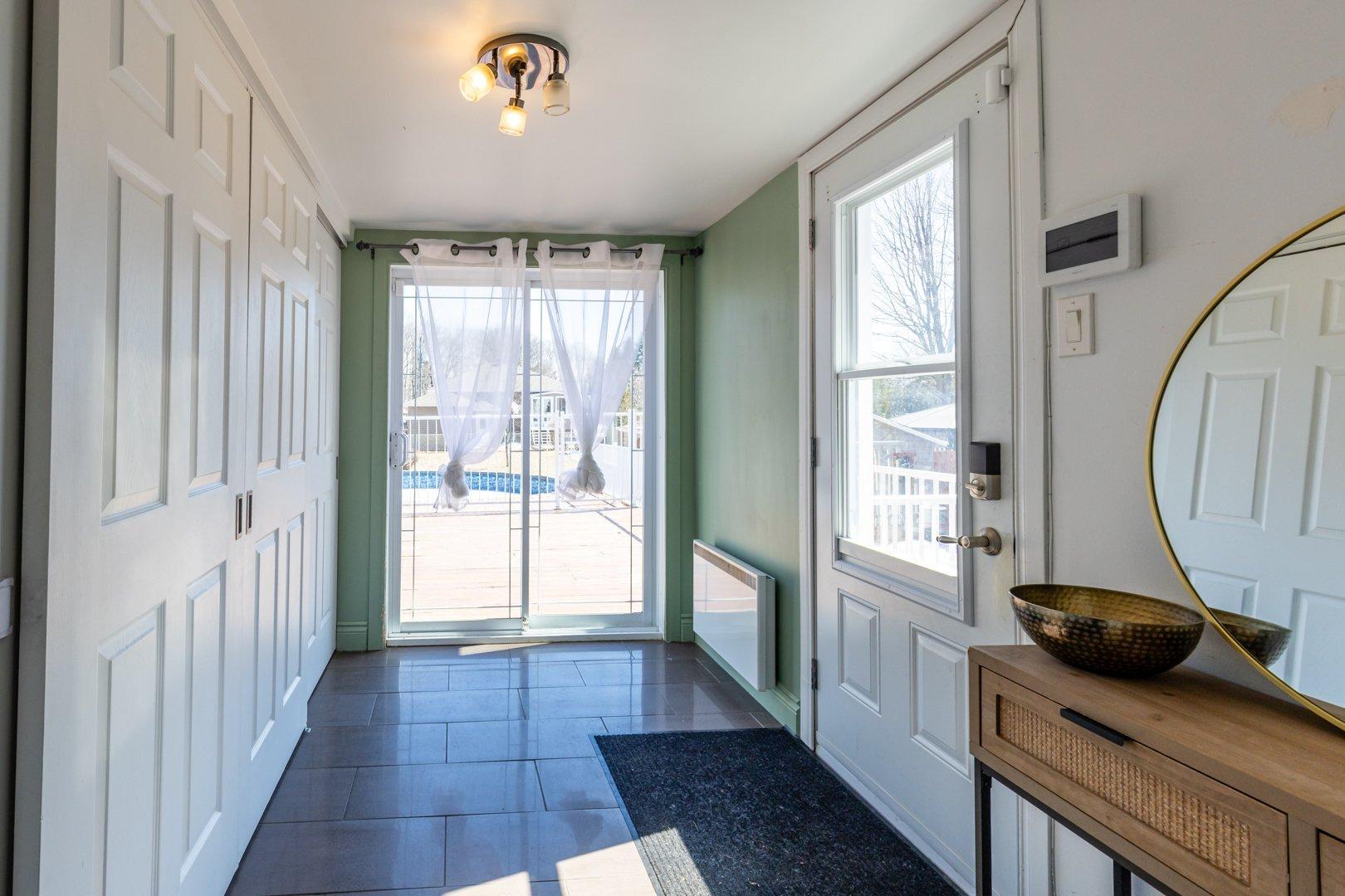 









655


126e Rue

,
Shawinigan,




QC
G9P3X3

