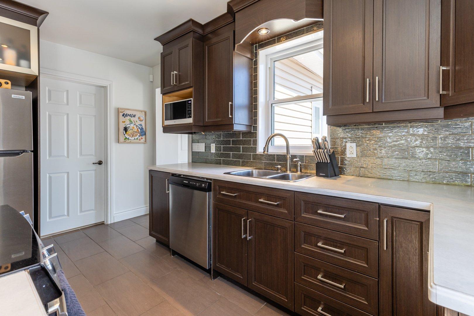 









655


126e Rue

,
Shawinigan,




QC
G9P3X3


