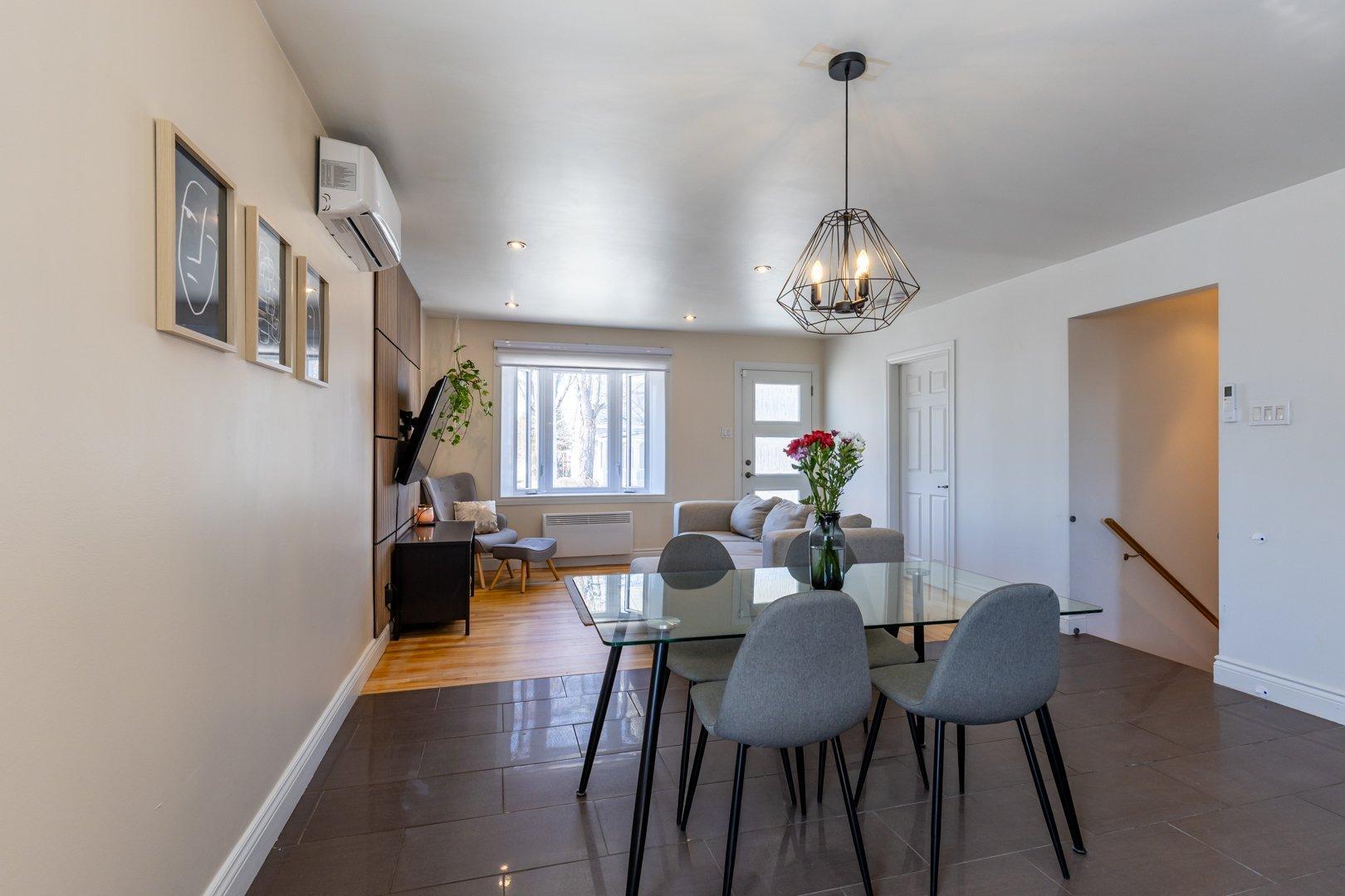 









655


126e Rue

,
Shawinigan,




QC
G9P3X3

