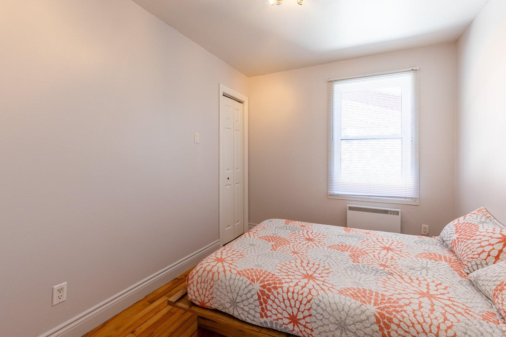 









655


126e Rue

,
Shawinigan,




QC
G9P3X3

