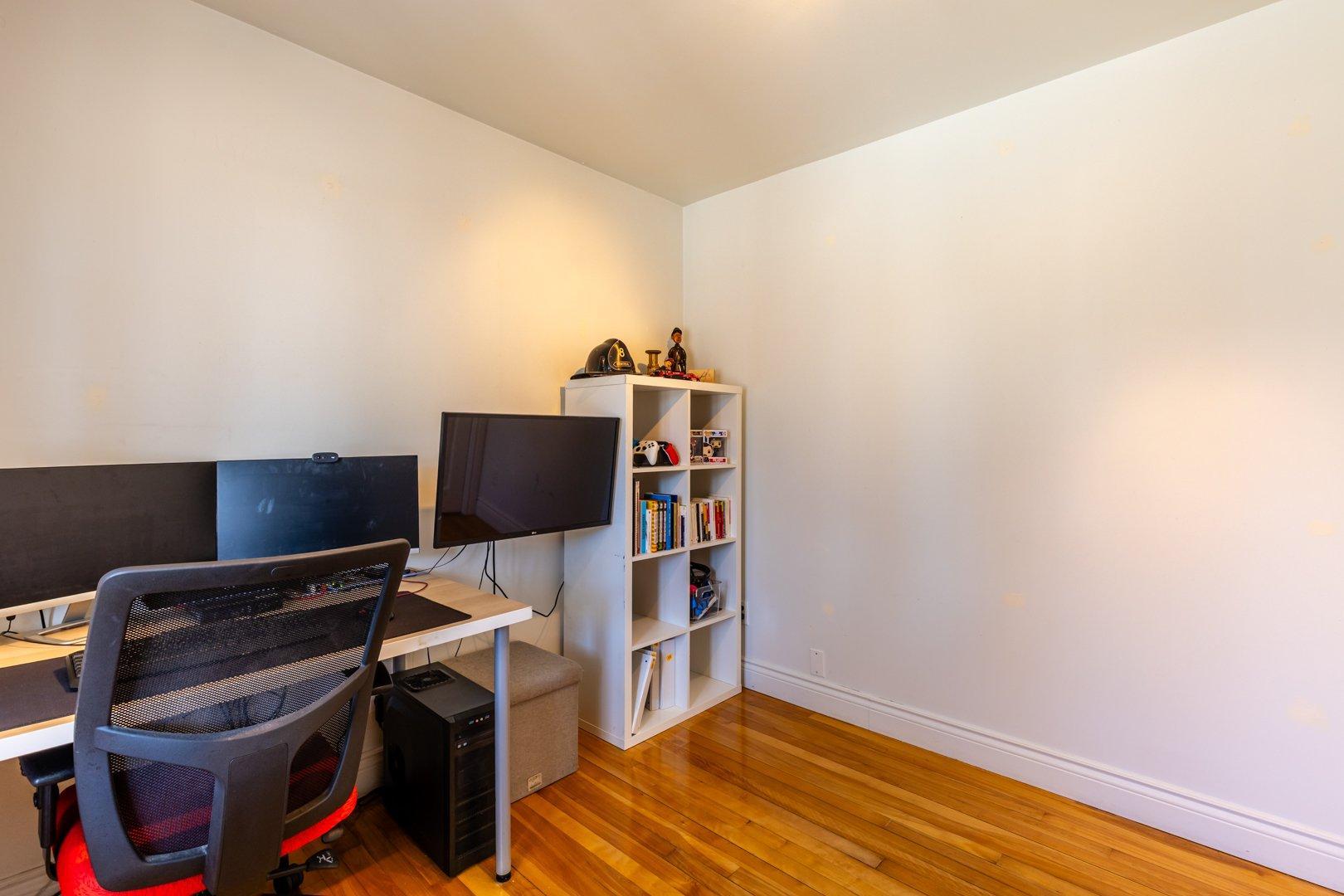 









655


126e Rue

,
Shawinigan,




QC
G9P3X3

