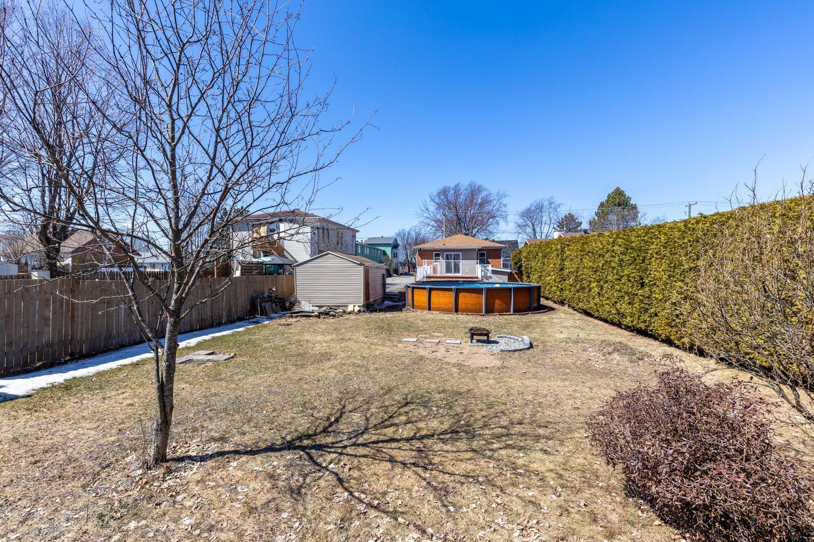 









655


126e Rue

,
Shawinigan,




QC
G9P3X3

