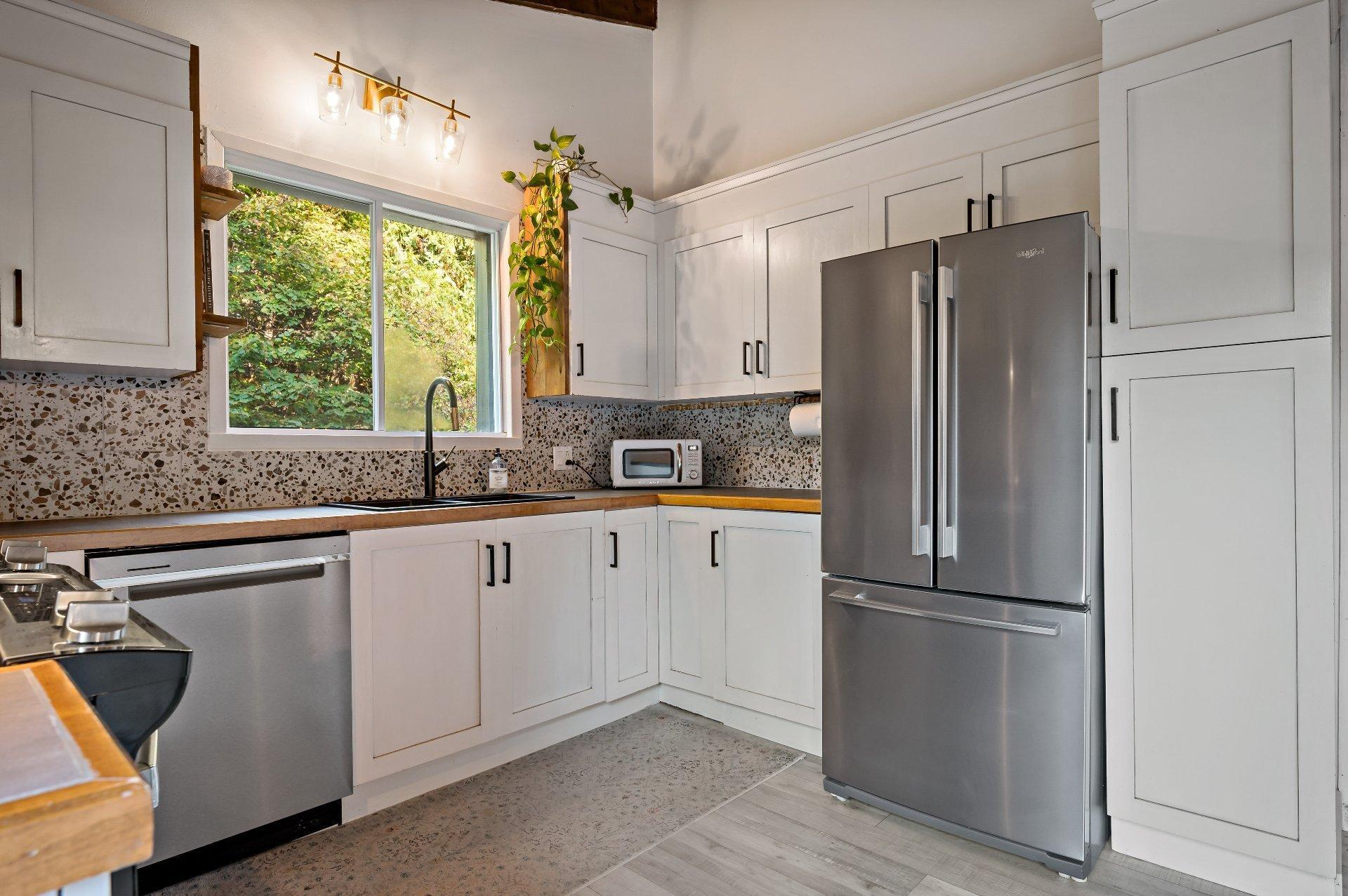









1470


Rue Labelle

,
Mont-Tremblant,




QC
J8E2N5


