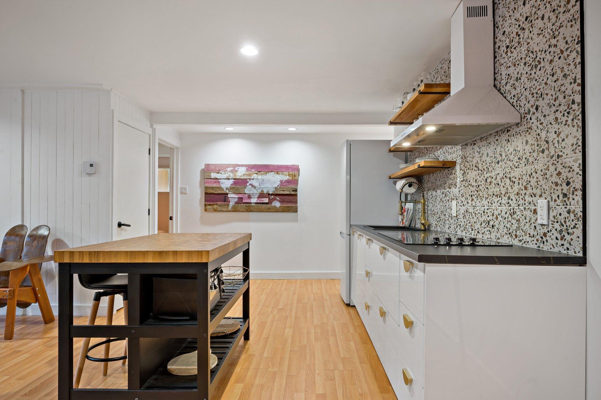 









1470


Rue Labelle

,
Mont-Tremblant,




QC
J8E2N5


