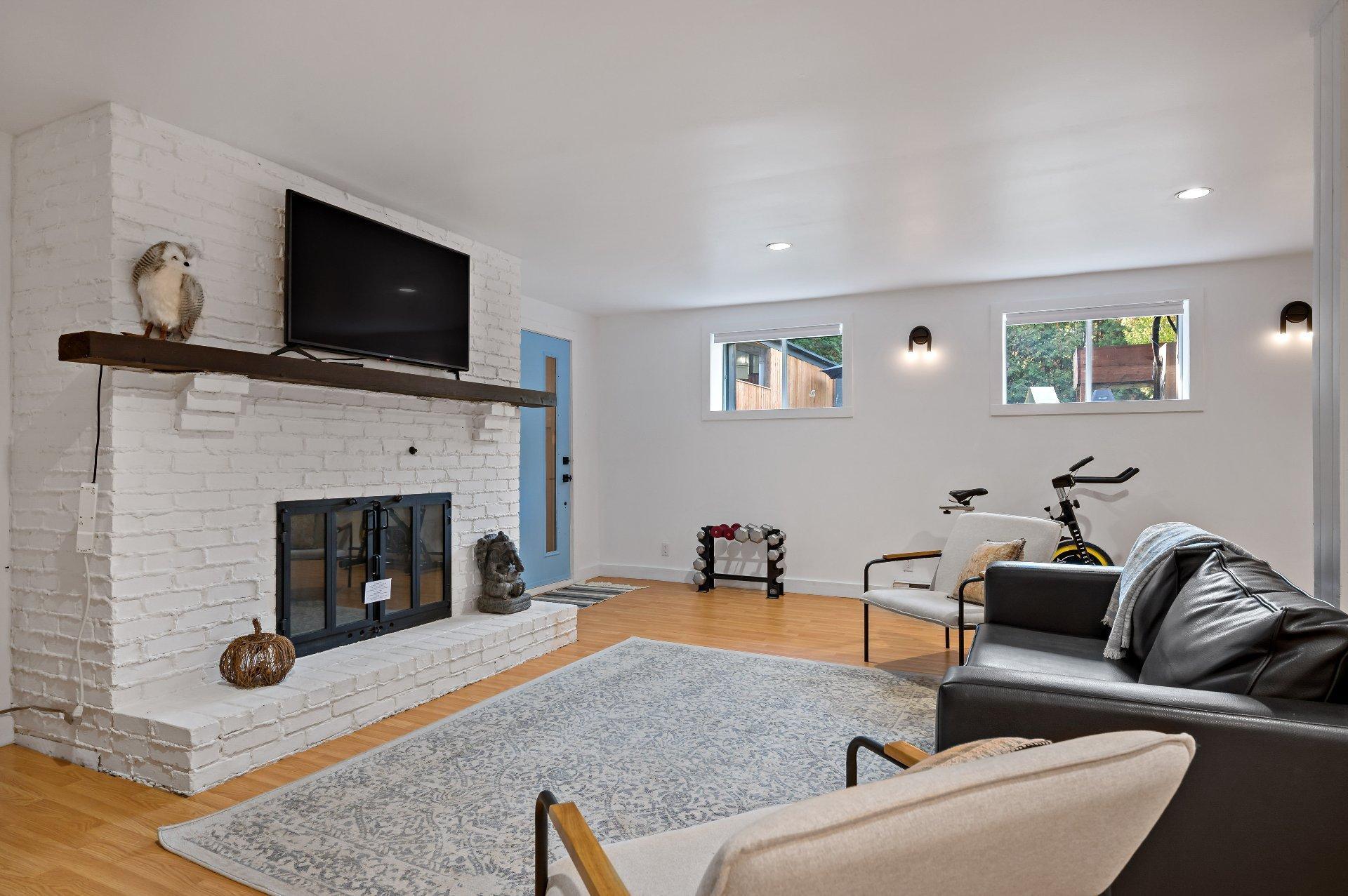 









1470


Rue Labelle

,
Mont-Tremblant,




QC
J8E2N5

