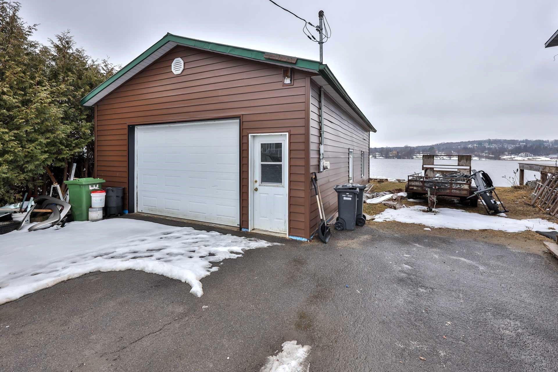 









118


Ch. du Fer-à-Cheval

,
Gatineau (Masson-Angers),




QC
J8M1L9

