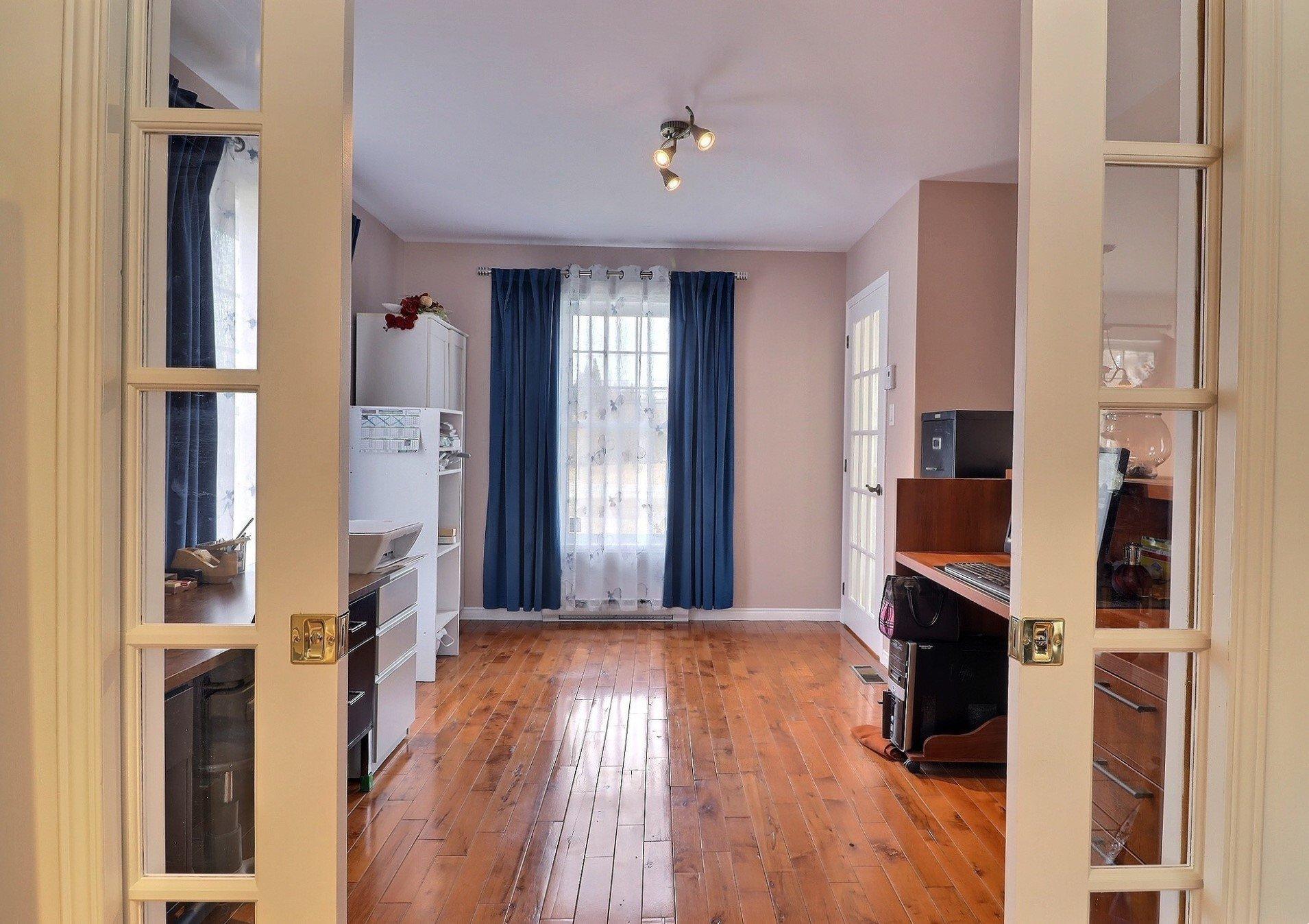 









3411


Route de Fossambault

,
Sainte-Catherine-de-la-Jacques-Cartier,




QC
G3N1R6

