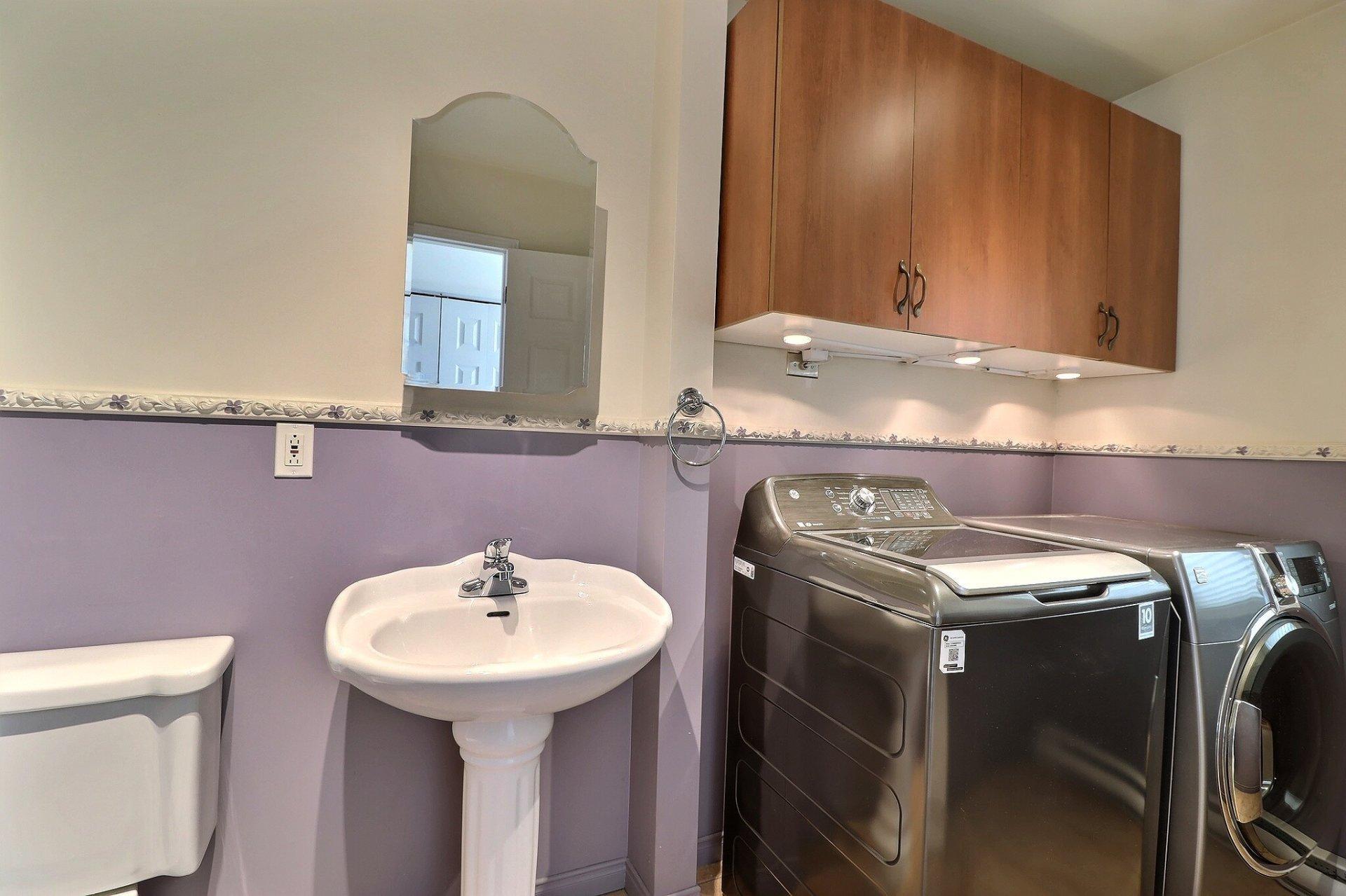 









3411


Route de Fossambault

,
Sainte-Catherine-de-la-Jacques-Cartier,




QC
G3N1R6

