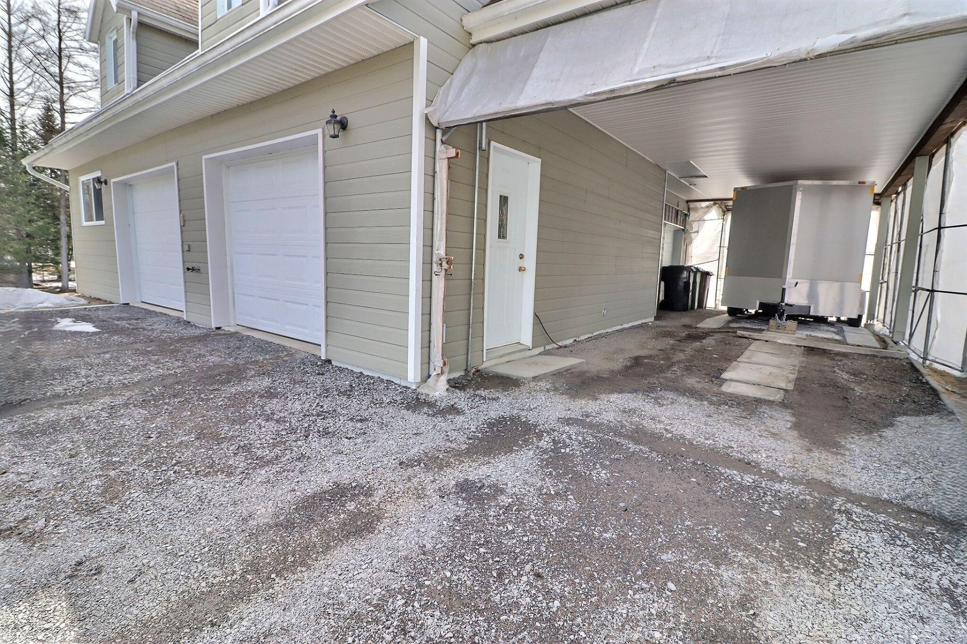 









3411


Route de Fossambault

,
Sainte-Catherine-de-la-Jacques-Cartier,




QC
G3N1R6

