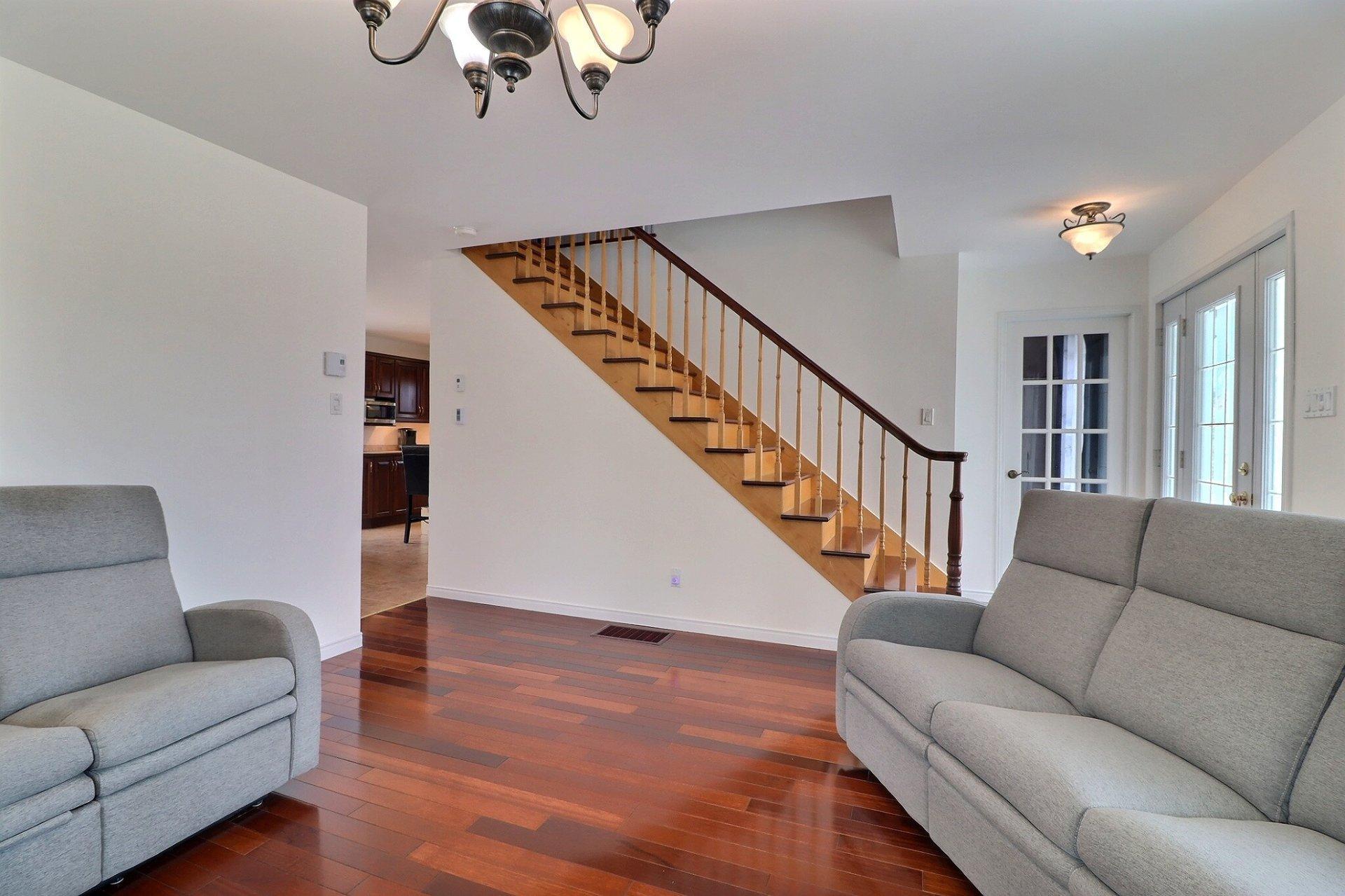 









3411


Route de Fossambault

,
Sainte-Catherine-de-la-Jacques-Cartier,




QC
G3N1R6

