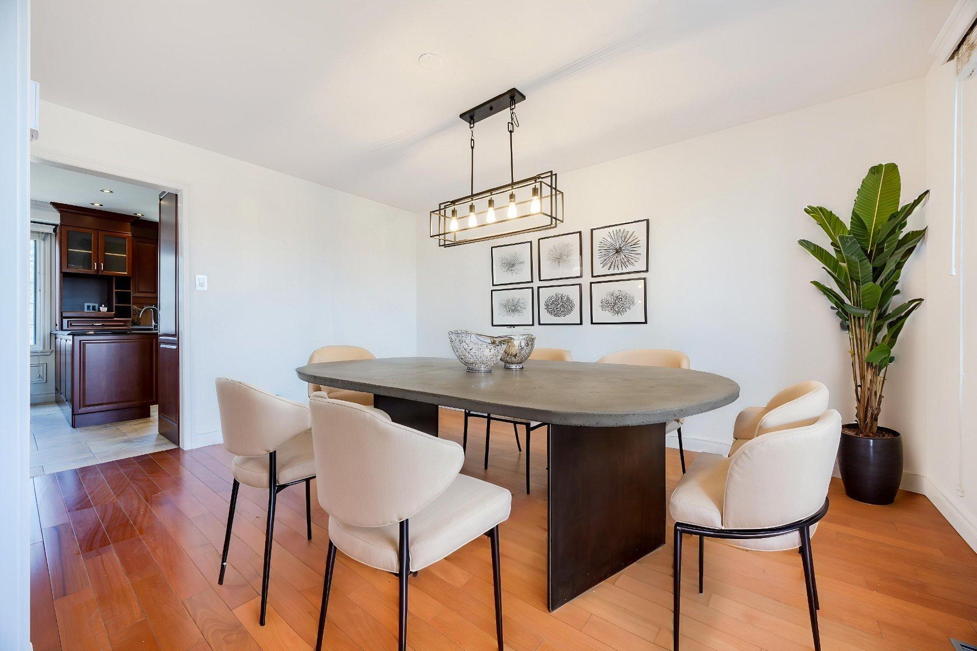 









8280


Av. San-Francisco

,
Brossard,




QC
J4X1Y4

