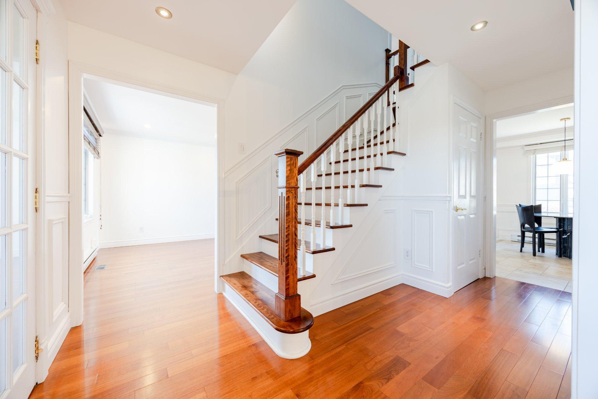 









8280


Av. San-Francisco

,
Brossard,




QC
J4X1Y4

