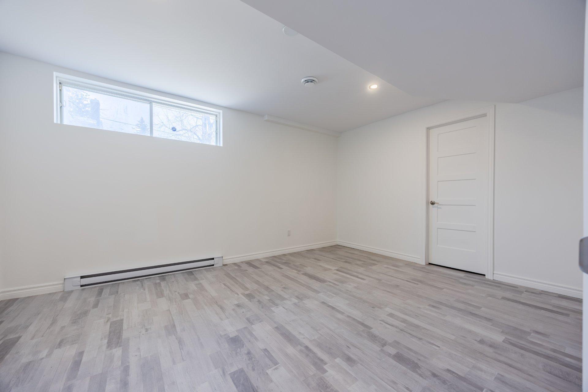 









8280


Av. San-Francisco

,
Brossard,




QC
J4X1Y4

