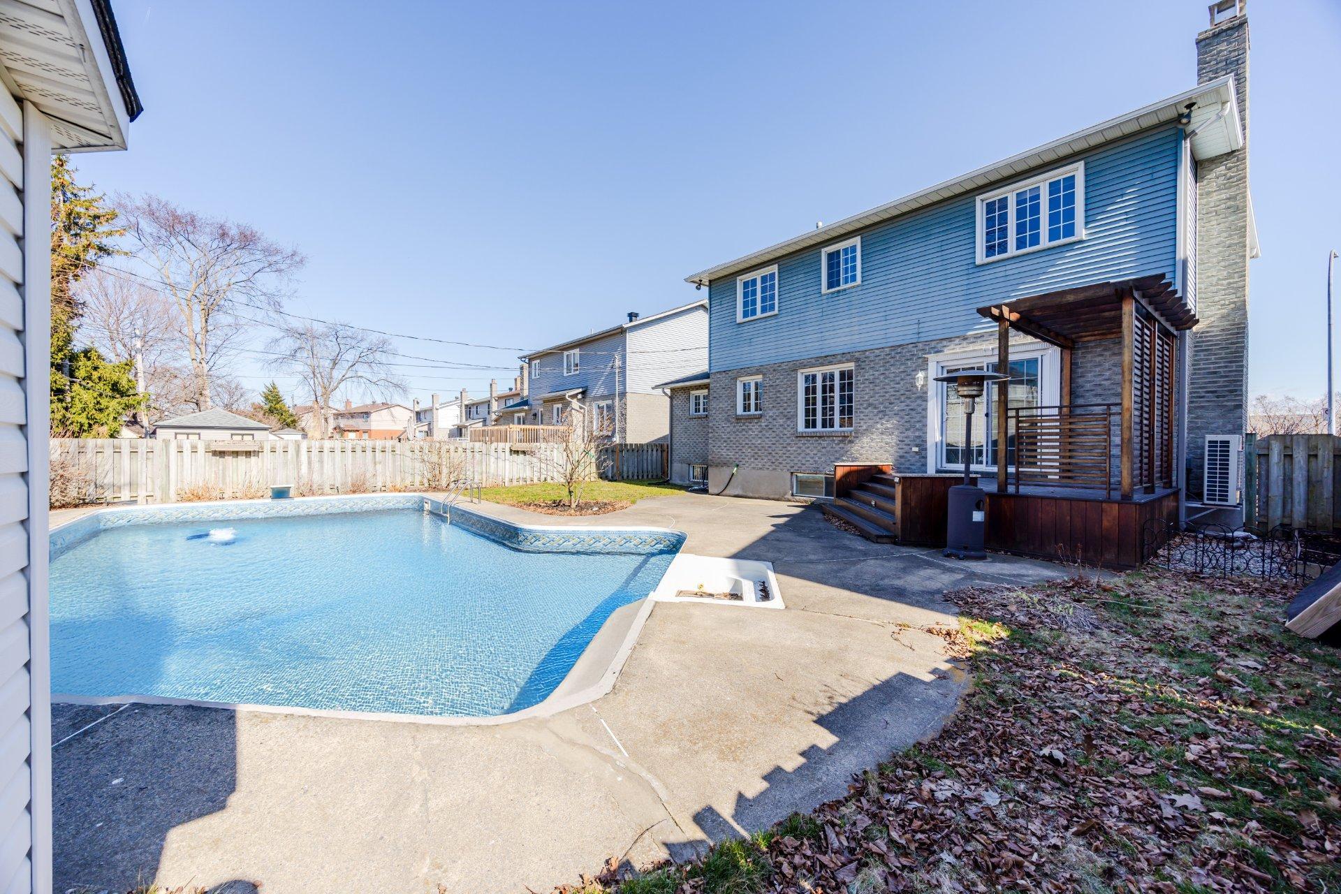 









8280


Av. San-Francisco

,
Brossard,




QC
J4X1Y4

