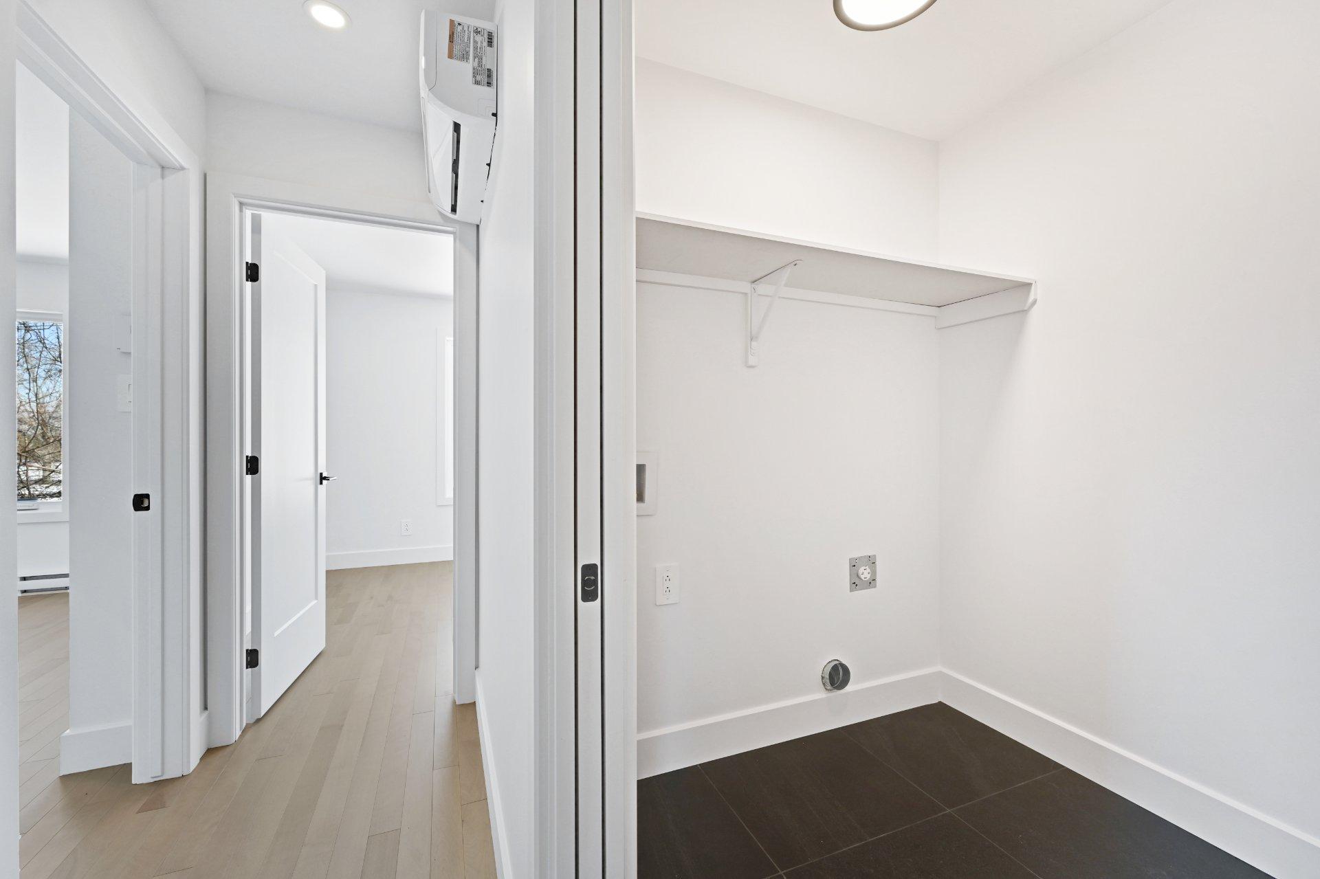 









495


Rue St-Denis

,
Saint-Alexandre,




QC
J0J1S0

