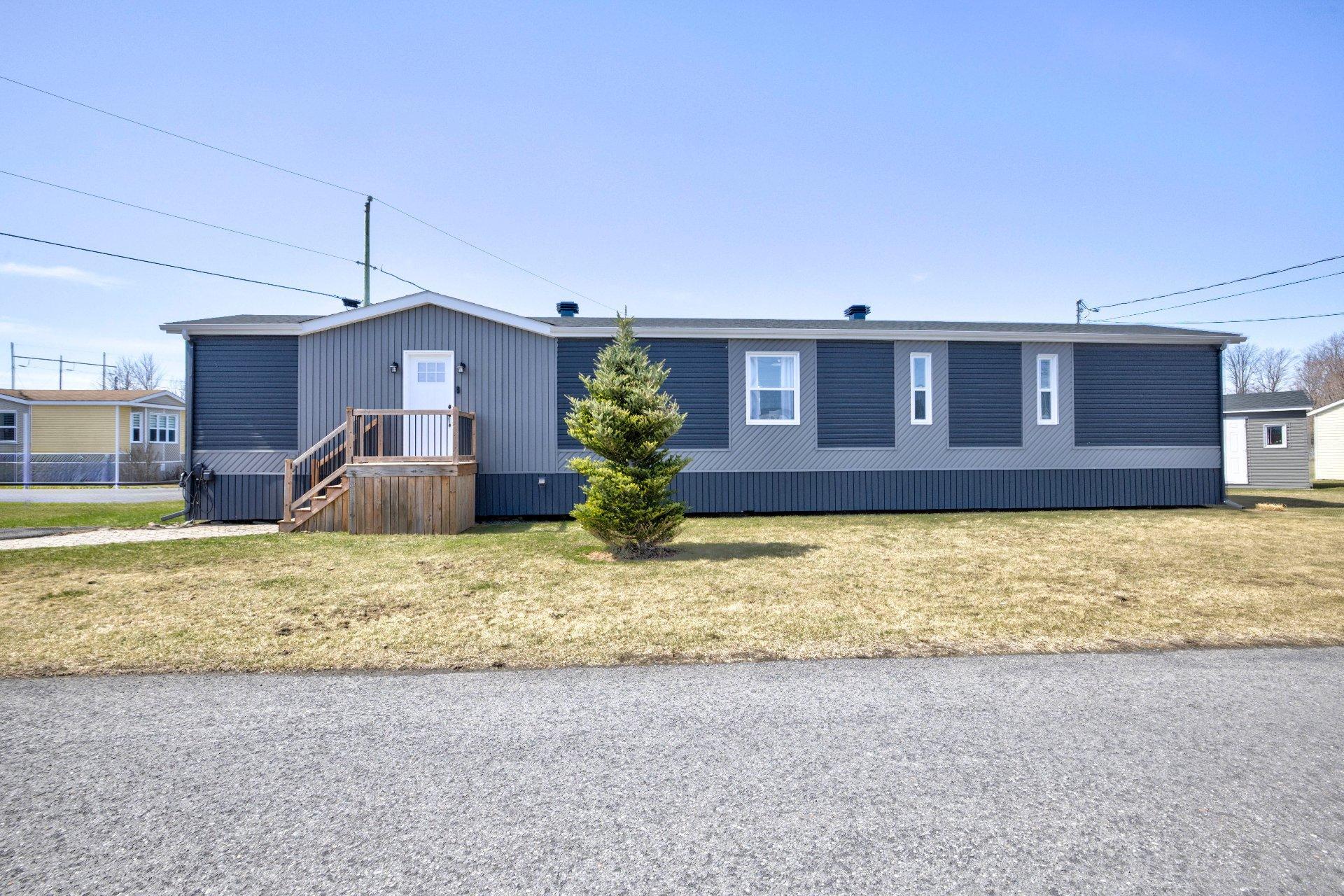 









21


Av. Bruno

,
Saint-Cyprien-de-Napierville,




QC
J0J1L0

