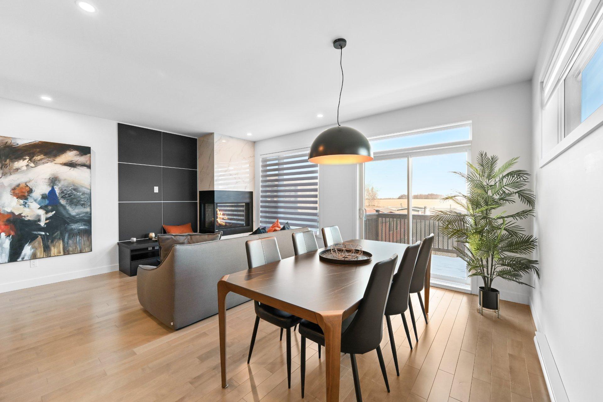 









185


21e Rue O.

,
Venise-en-Québec,




QC
J0J2K0

