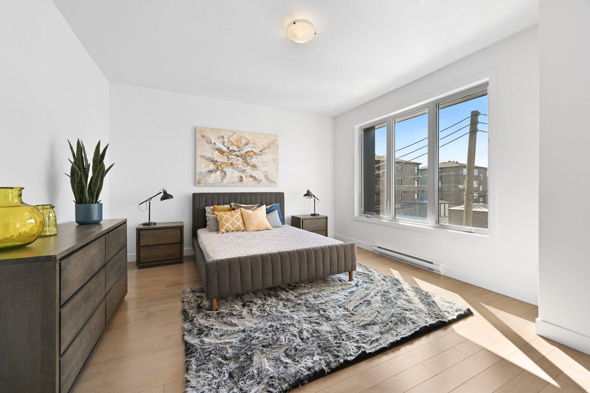 









185


21e Rue O.

,
Venise-en-Québec,




QC
J0J2K0

